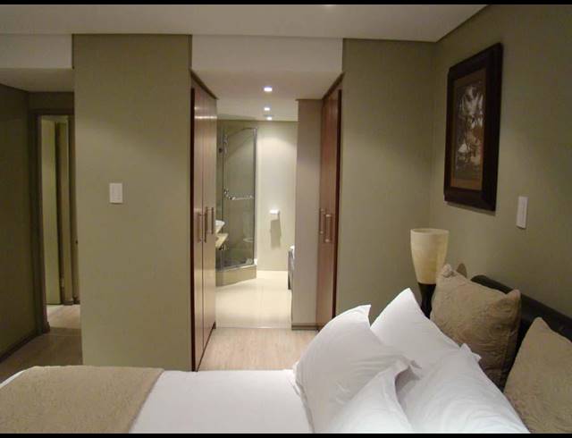 3 BEDROOM APARTMENT FOR SALE IN POINT WATERFRONT